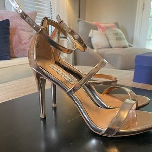 Rose Hold Steve Madden  Heel
